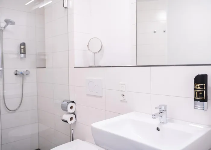 Hotel Alembra - Wein Style 3*