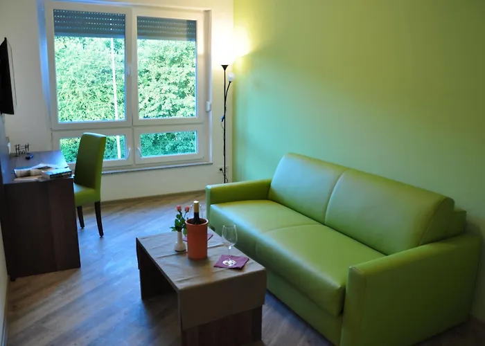 Alembra - Wein Style 3* ترير